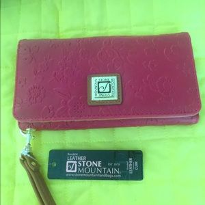 Stone Mountain Wristlet